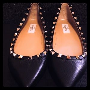 Valentino Garavani Rockstud Pointy Toe Flats